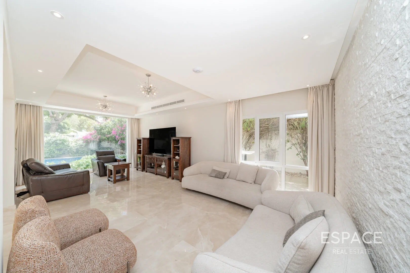 single static gallery