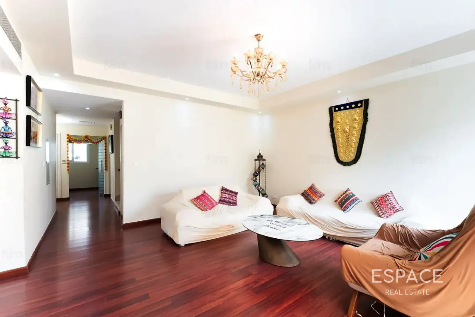 single static gallery