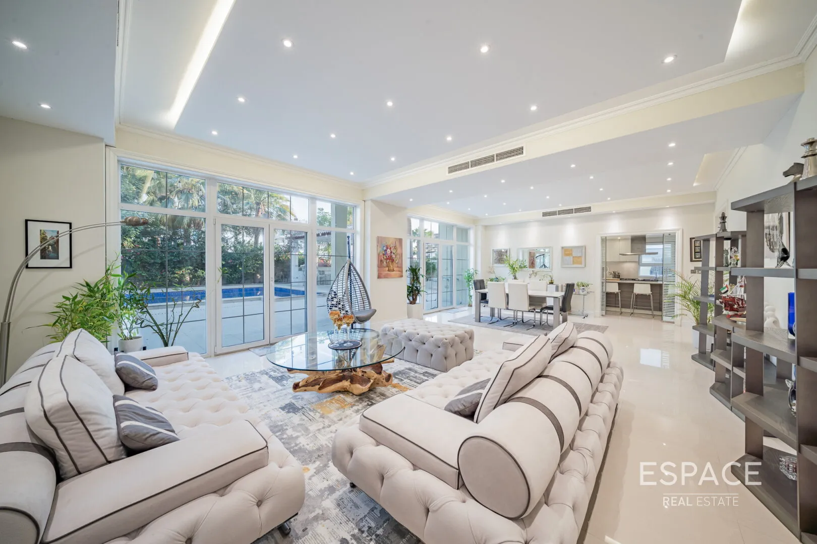 single static gallery