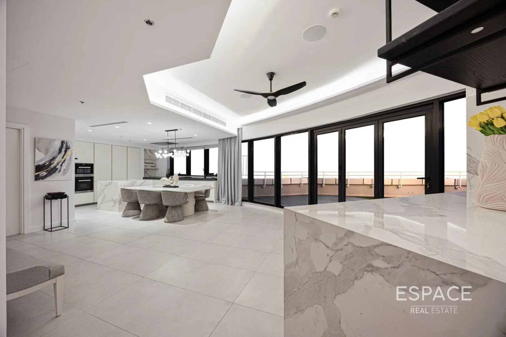 single static gallery