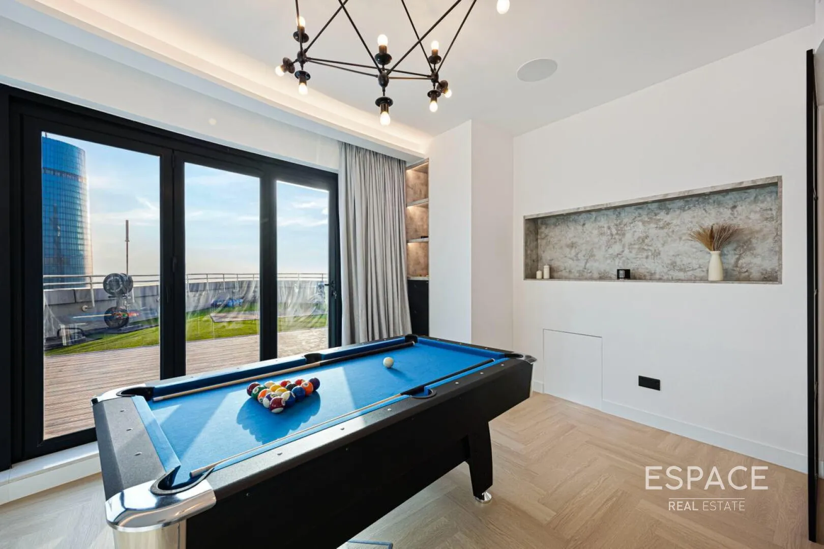 PropertiesGalleryCamera