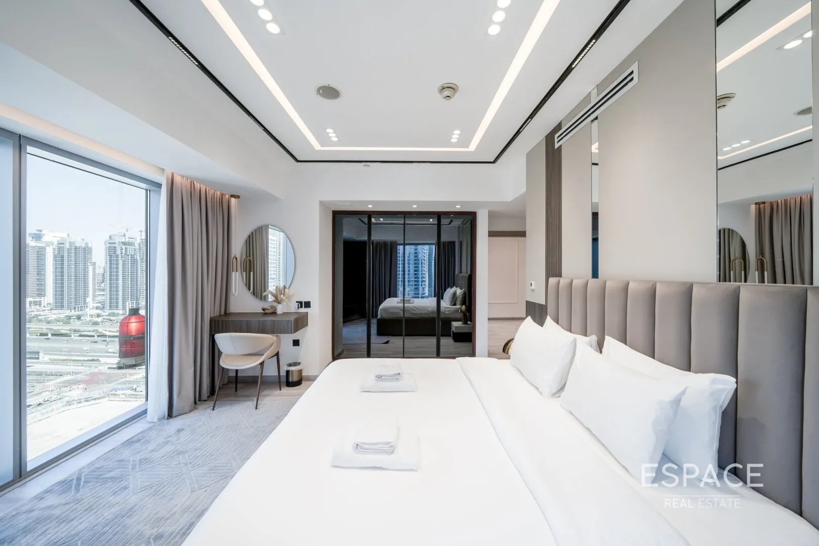 PropertiesGalleryCamera