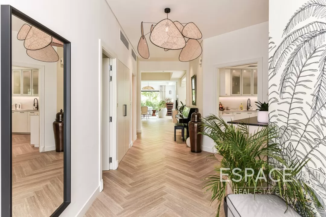 single static gallery