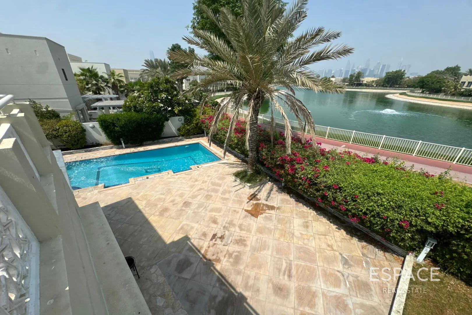 PropertiesGalleryCamera
