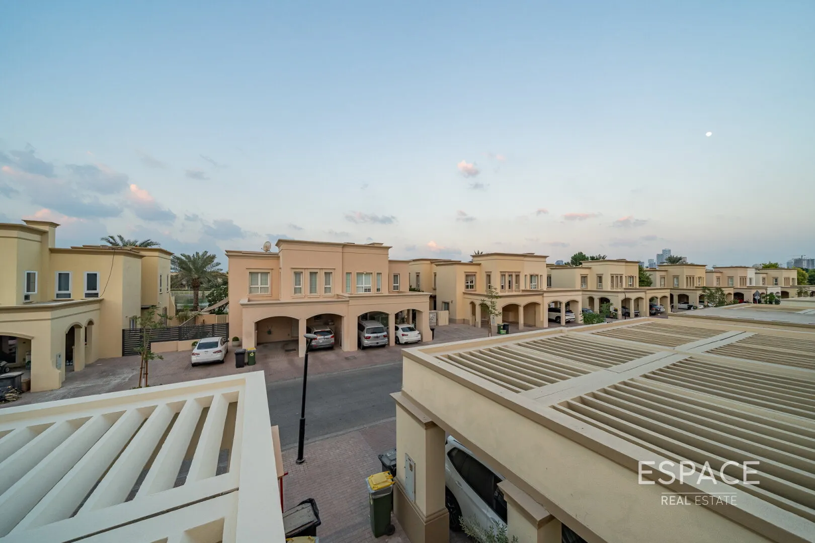 PropertiesGalleryCamera