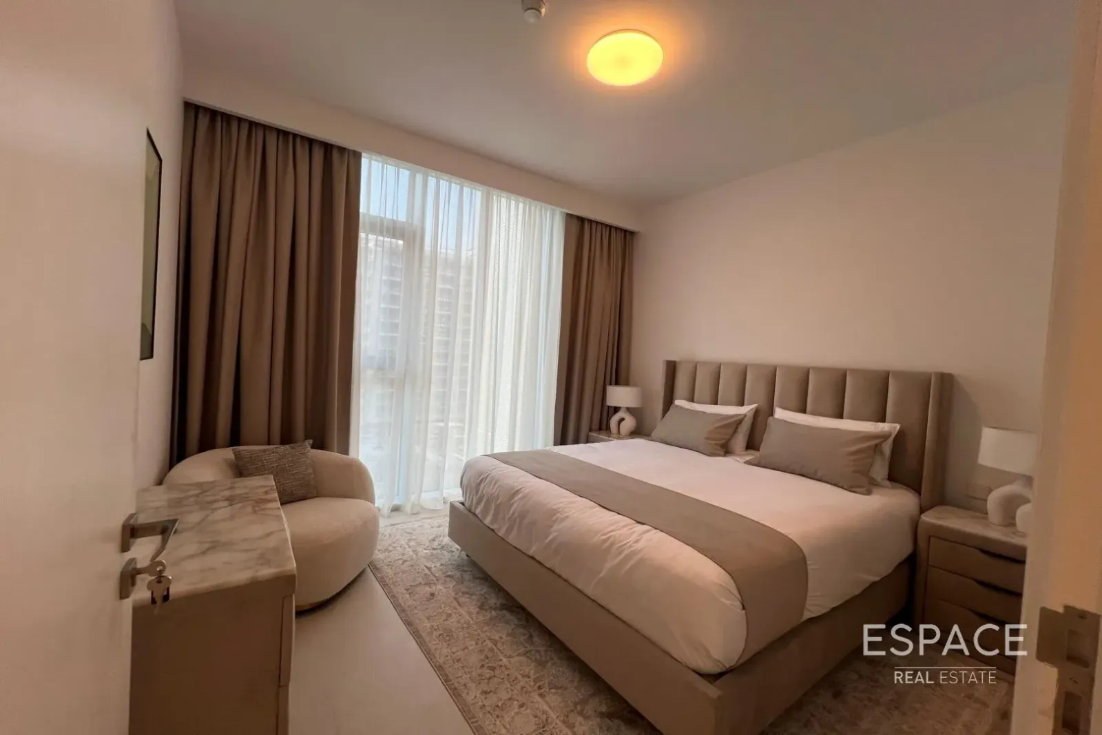 PropertiesGalleryCamera