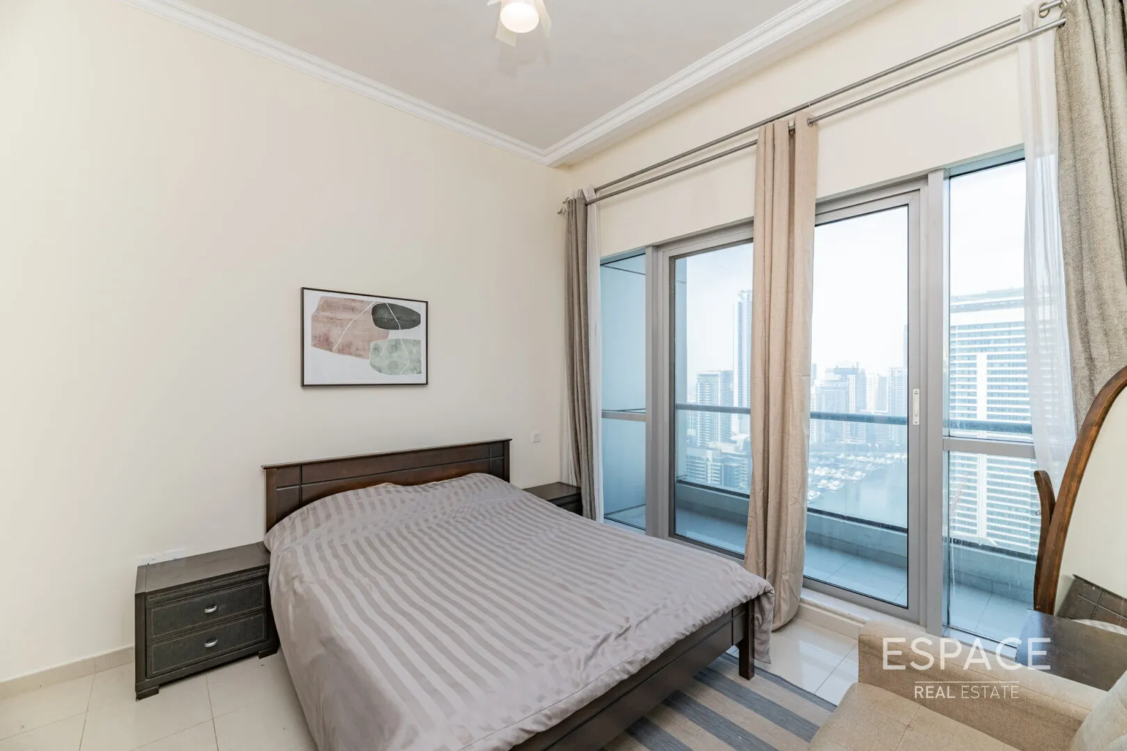 PropertiesGalleryCamera