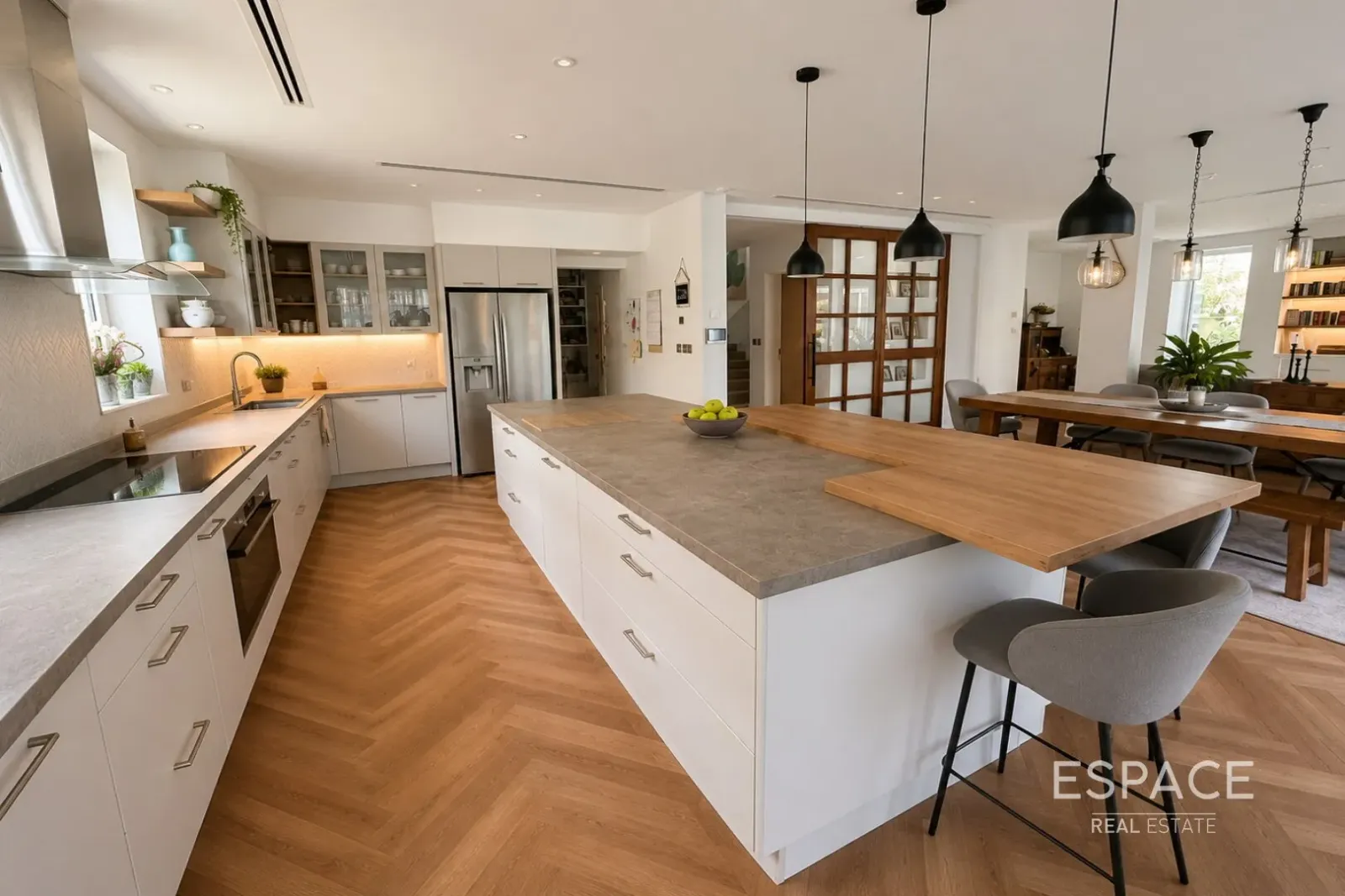 PropertiesGalleryCamera