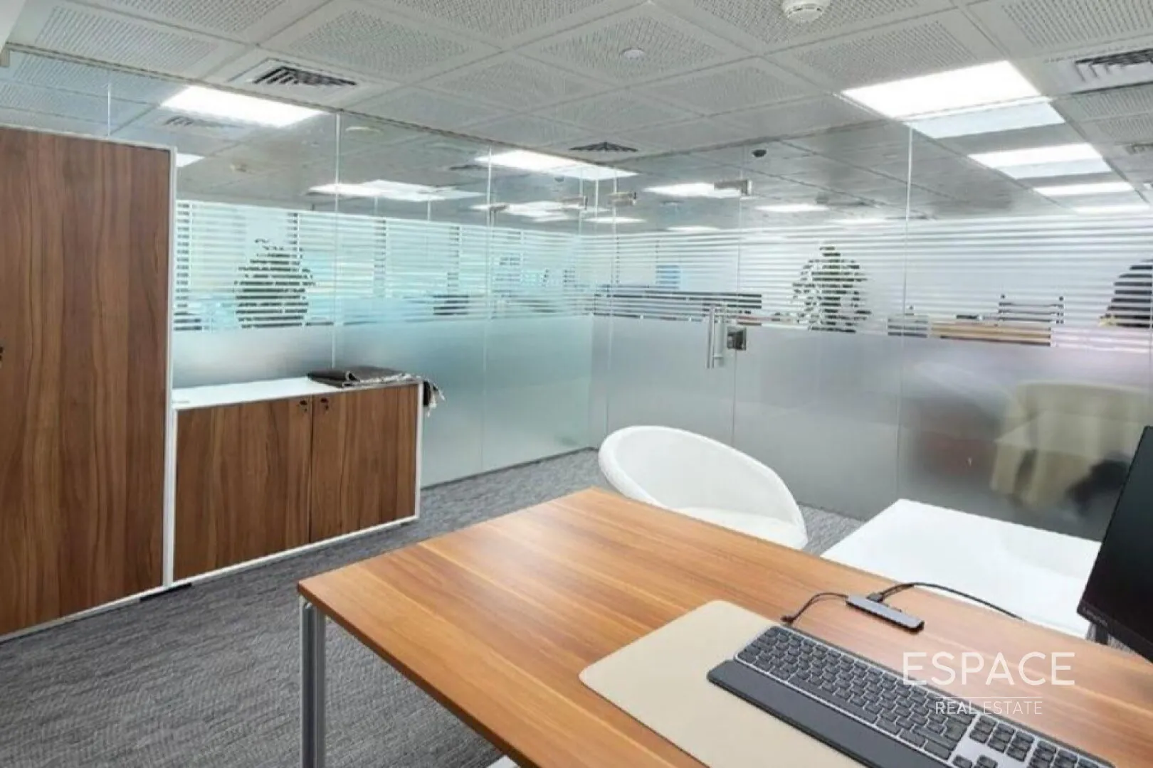 single static gallery