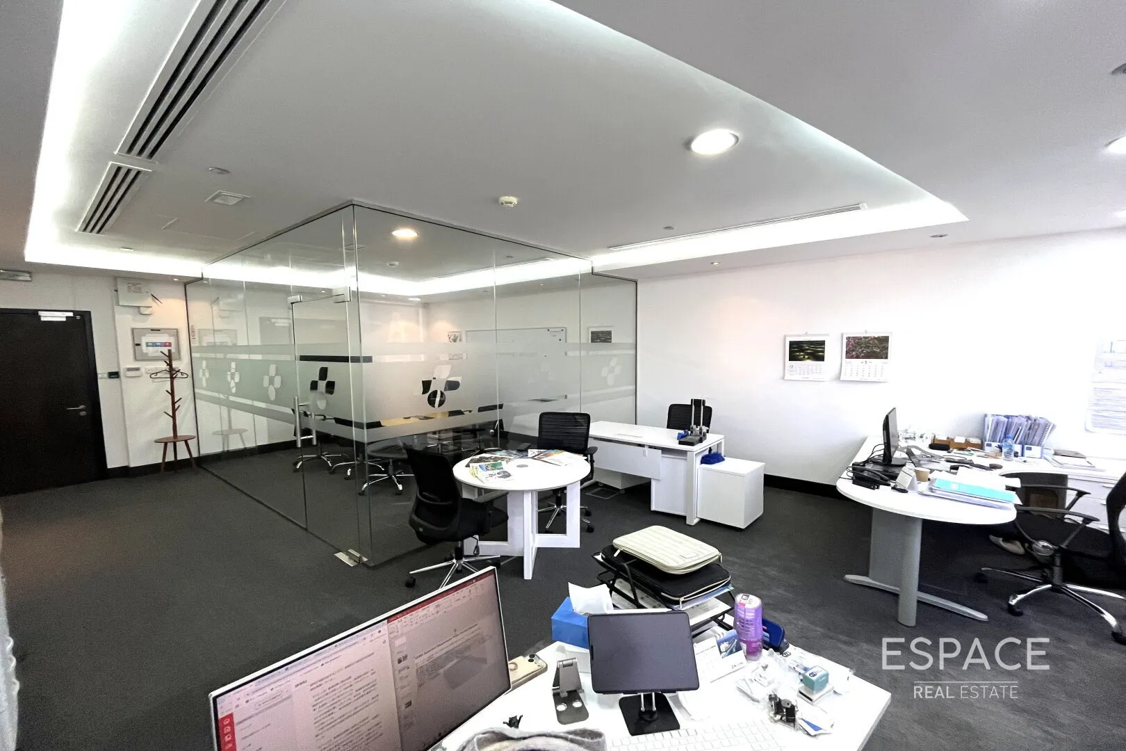 single static gallery