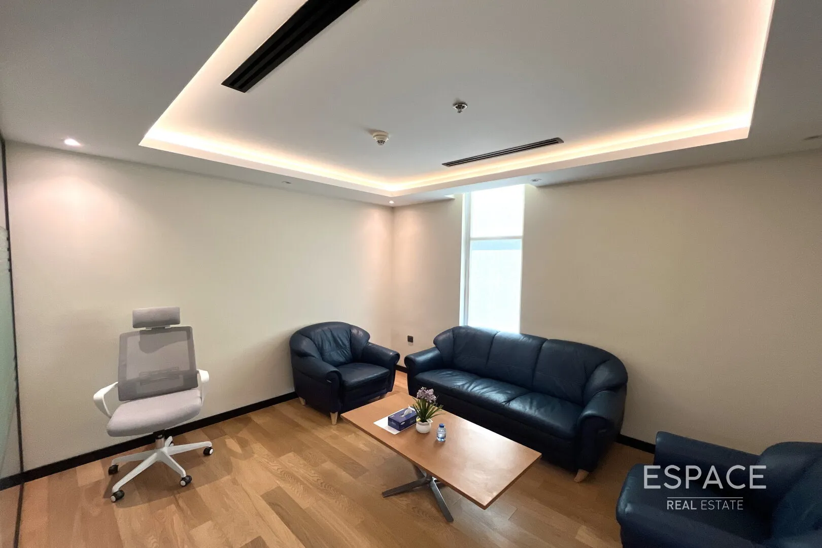 single static gallery