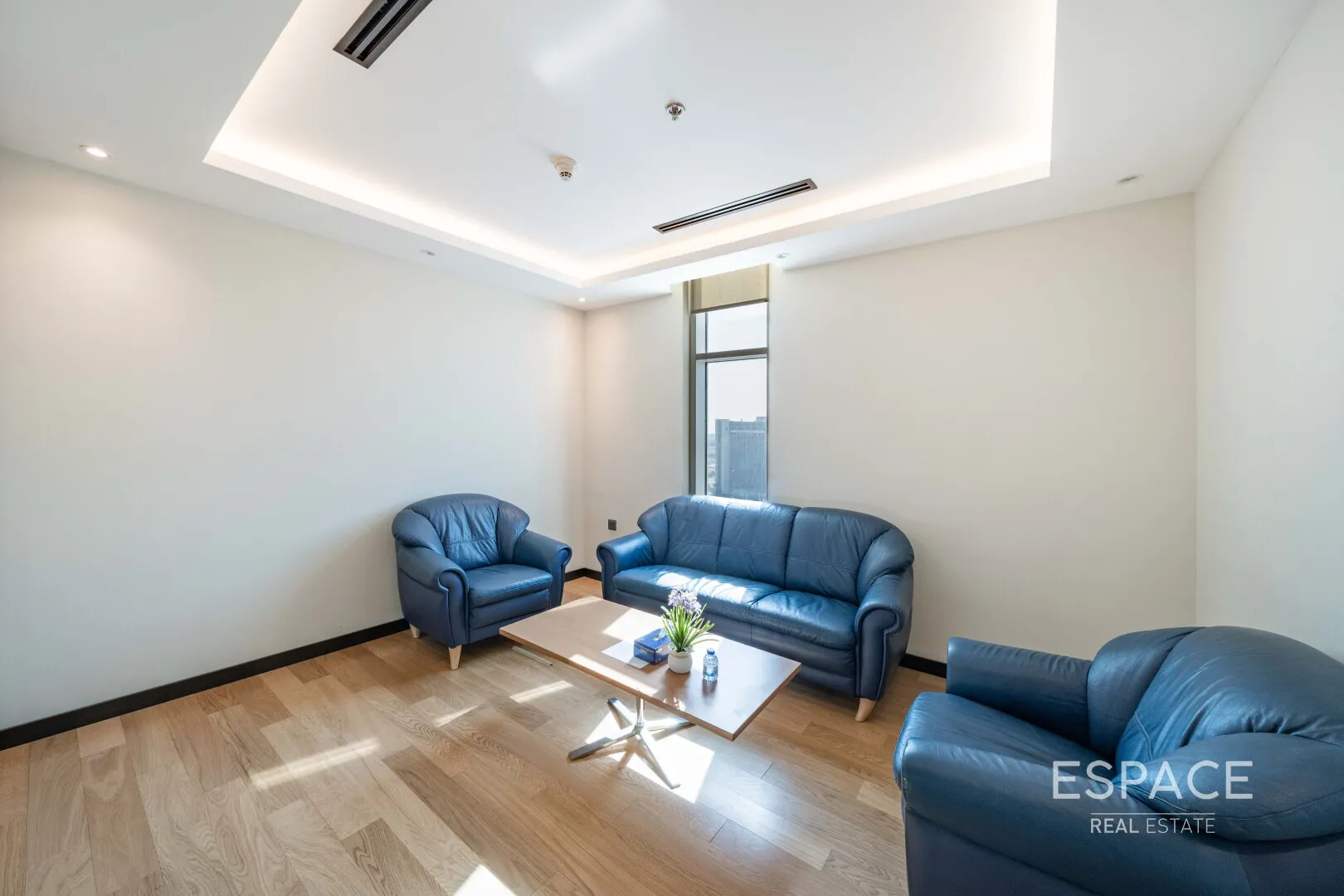 single static gallery