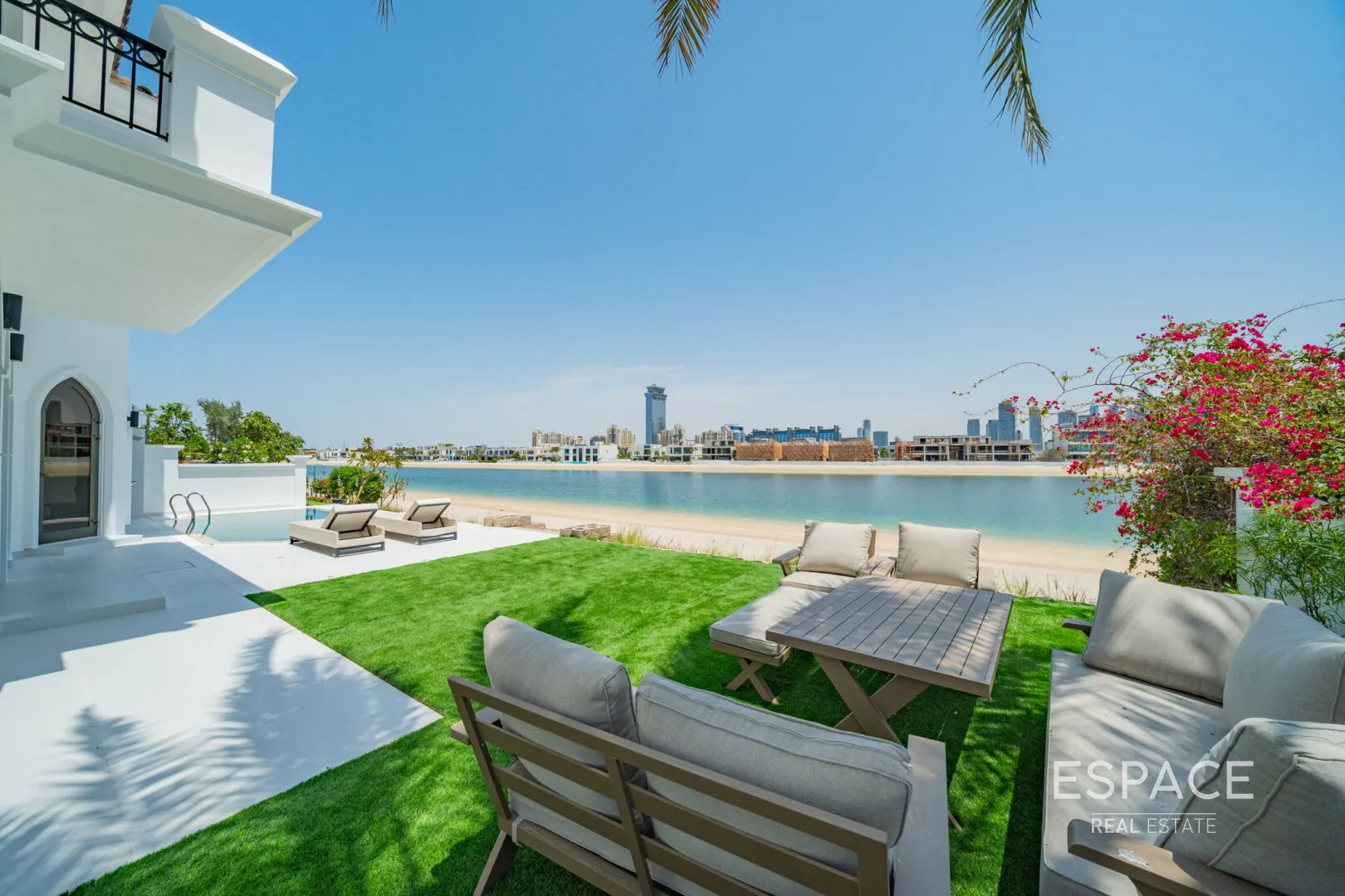 PropertiesGalleryCamera