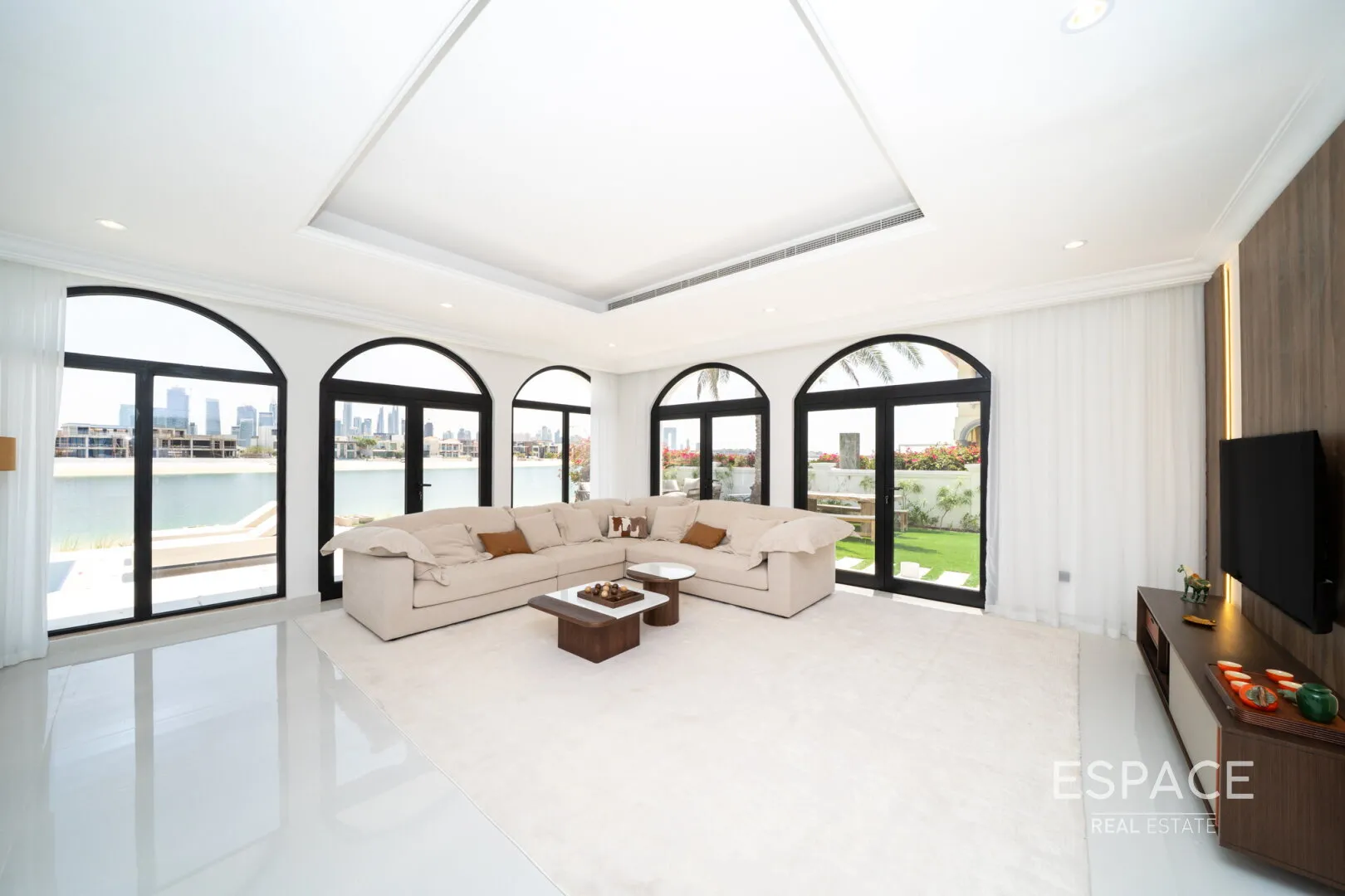 single static gallery