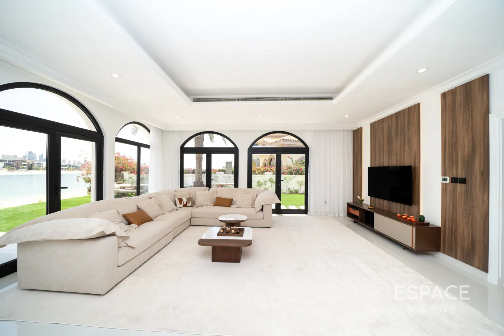 single static gallery