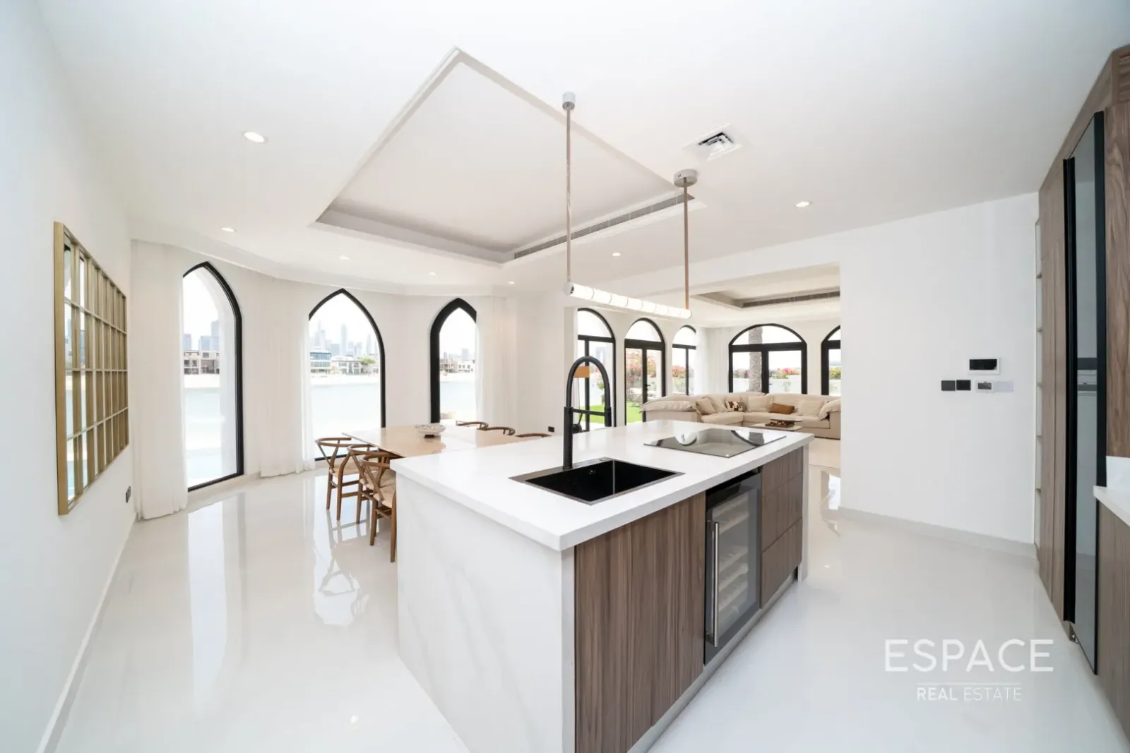 PropertiesGalleryCamera