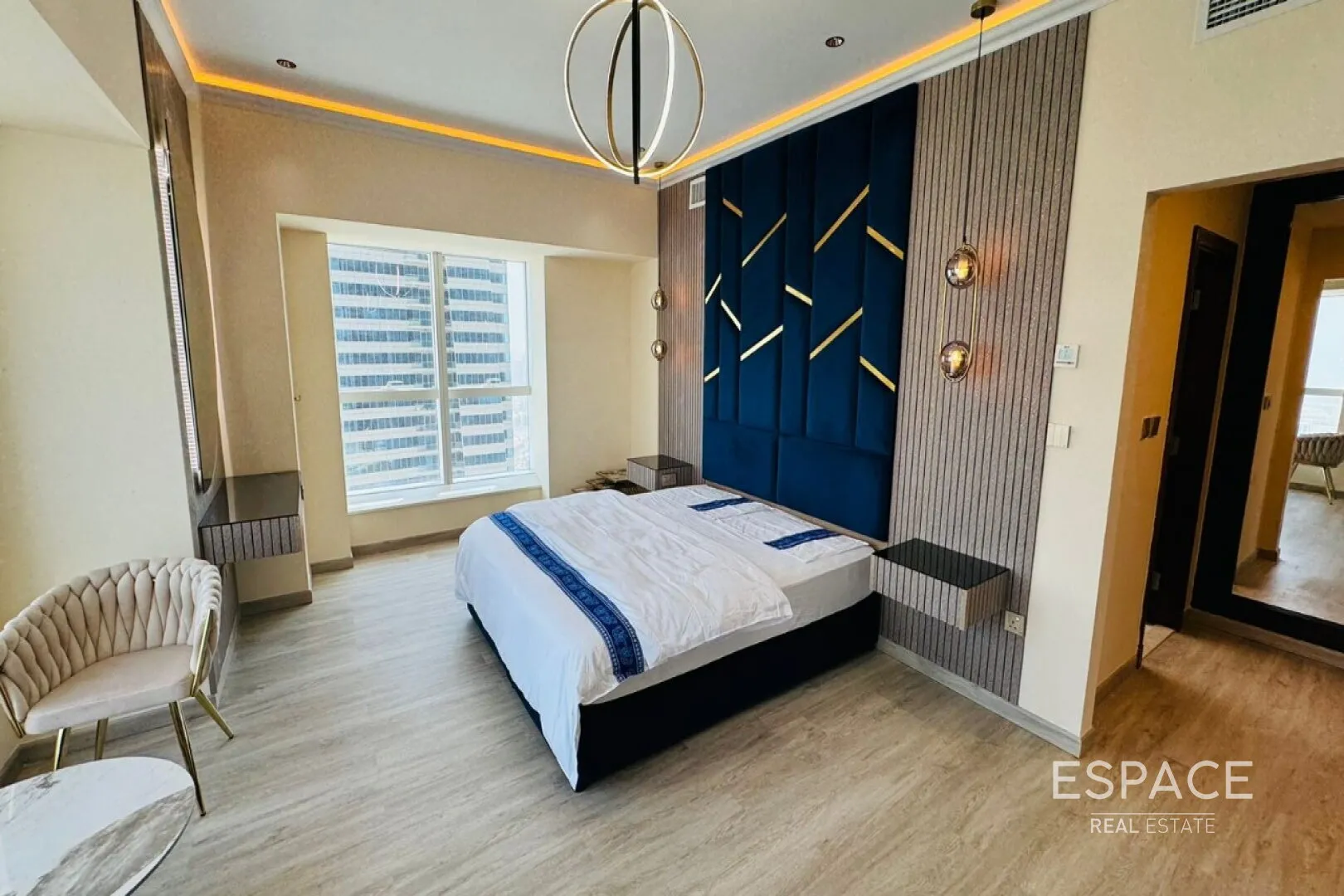 PropertiesGalleryCamera