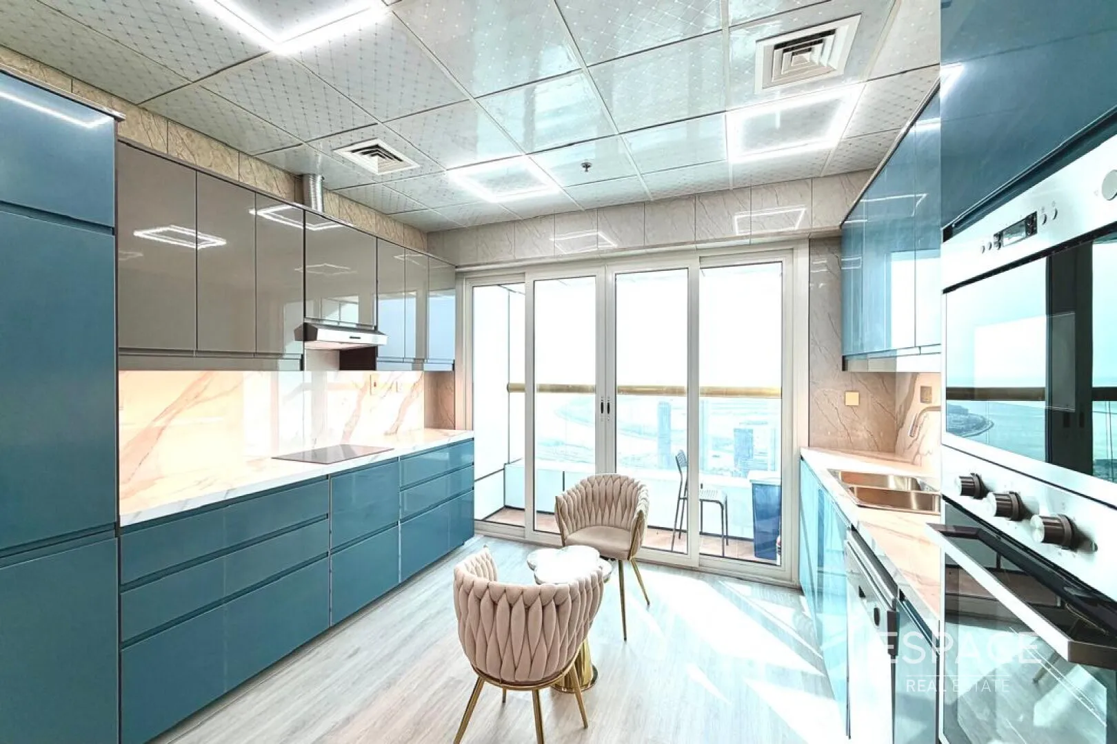 PropertiesGalleryCamera