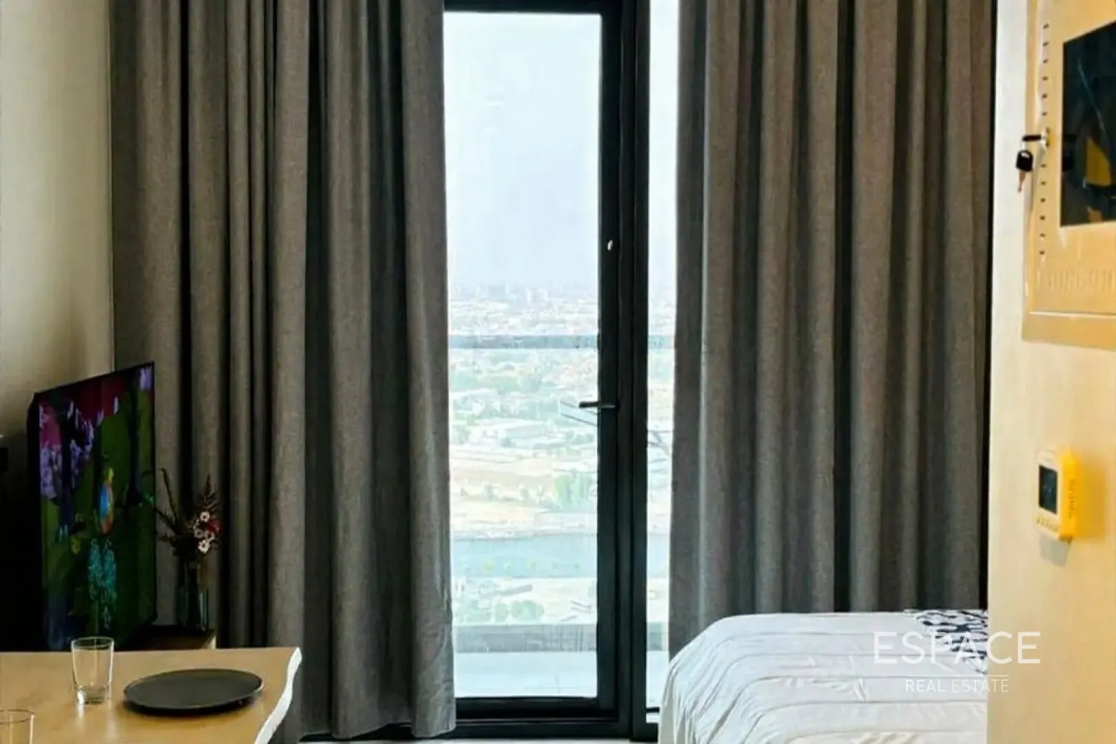 PropertiesGalleryCamera