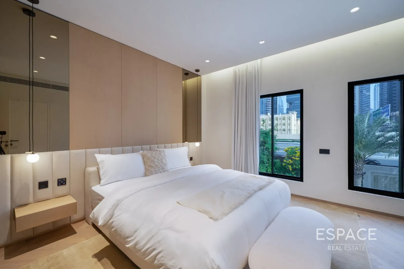 PropertiesGalleryCamera