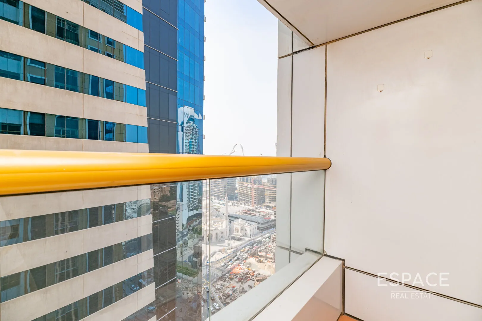 PropertiesGalleryCamera