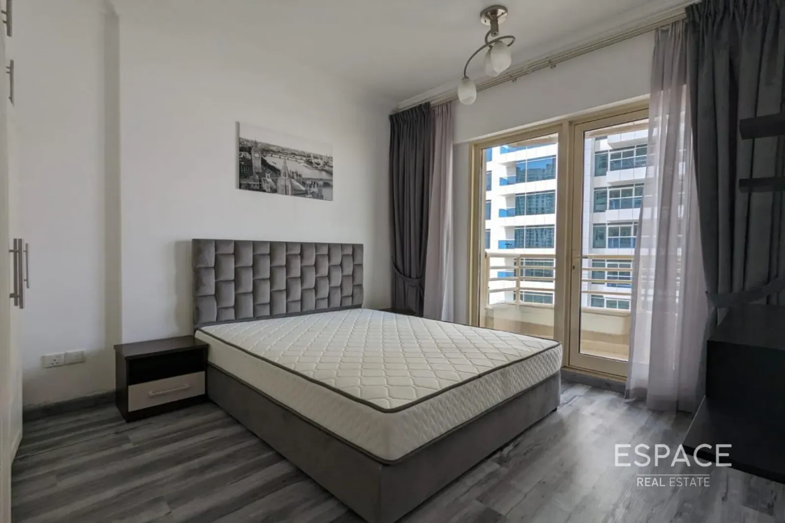 PropertiesGalleryCamera