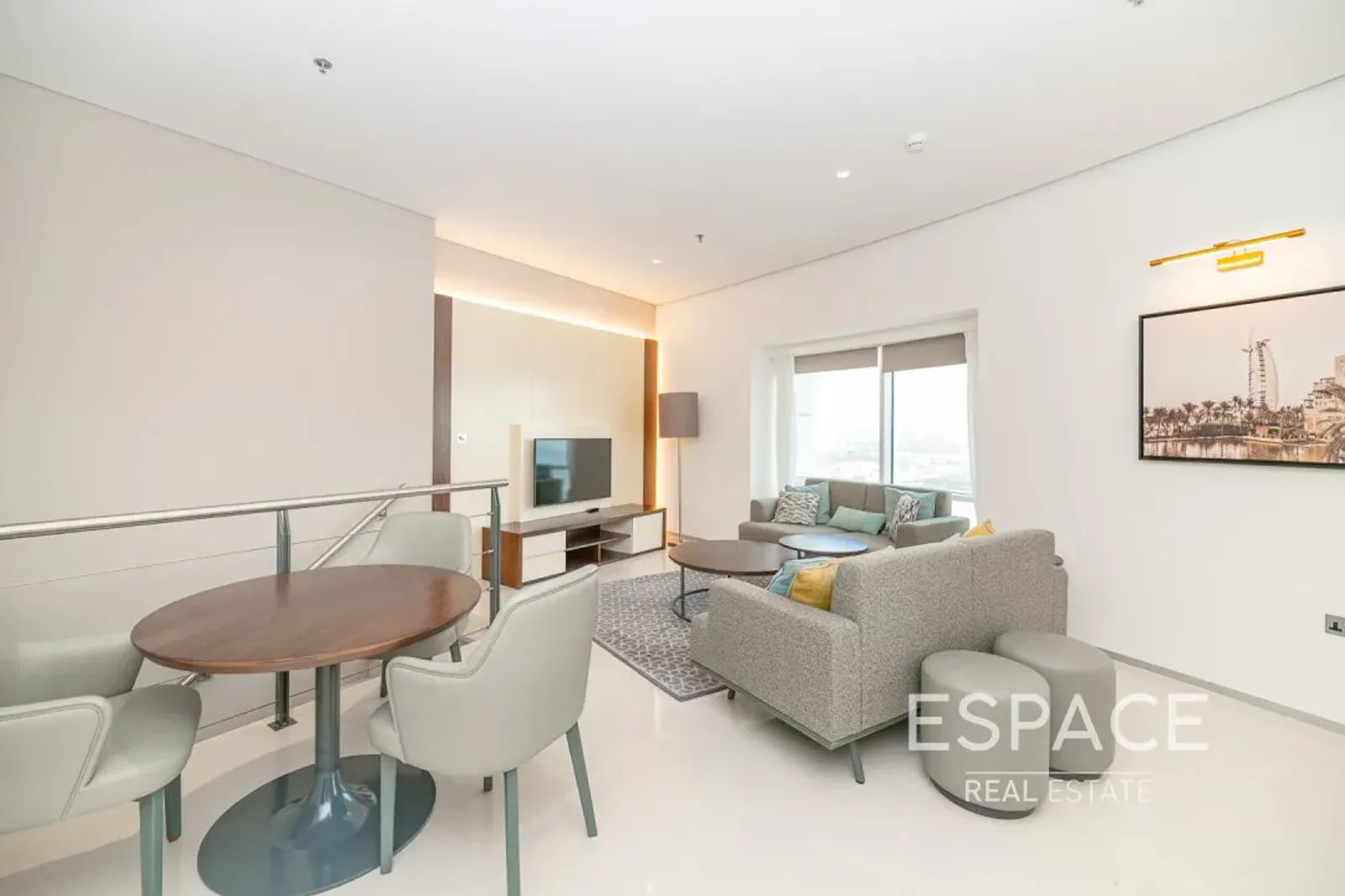 PropertiesGalleryCamera