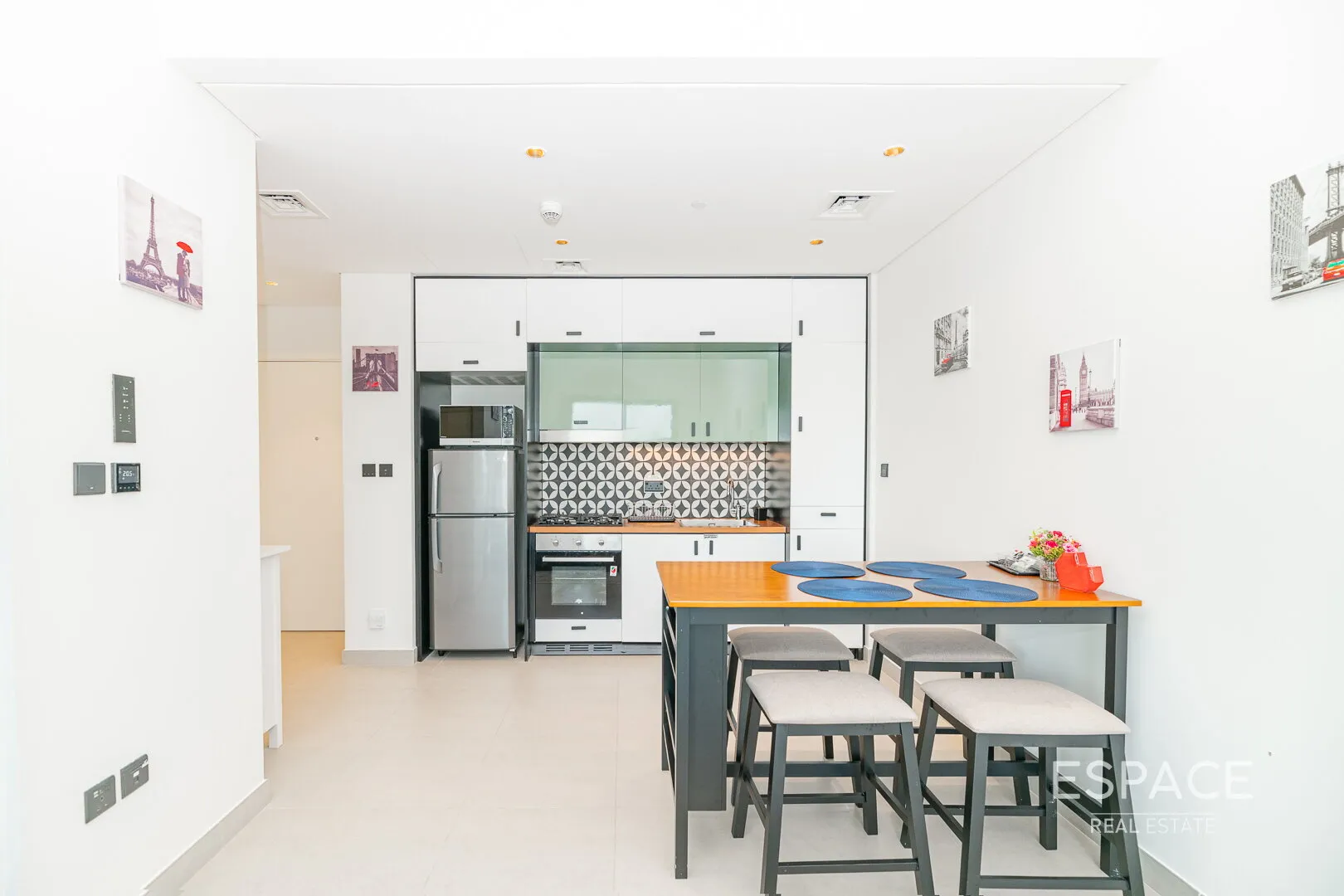 PropertiesGalleryCamera