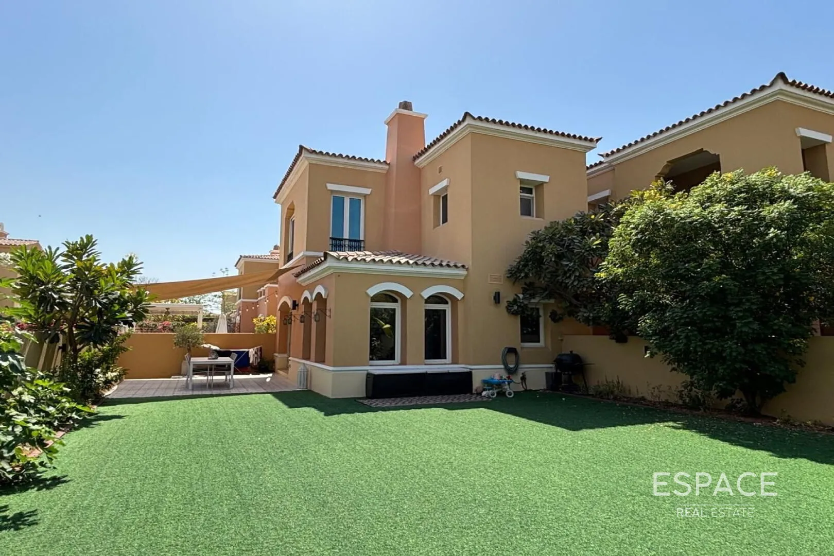 single static gallery