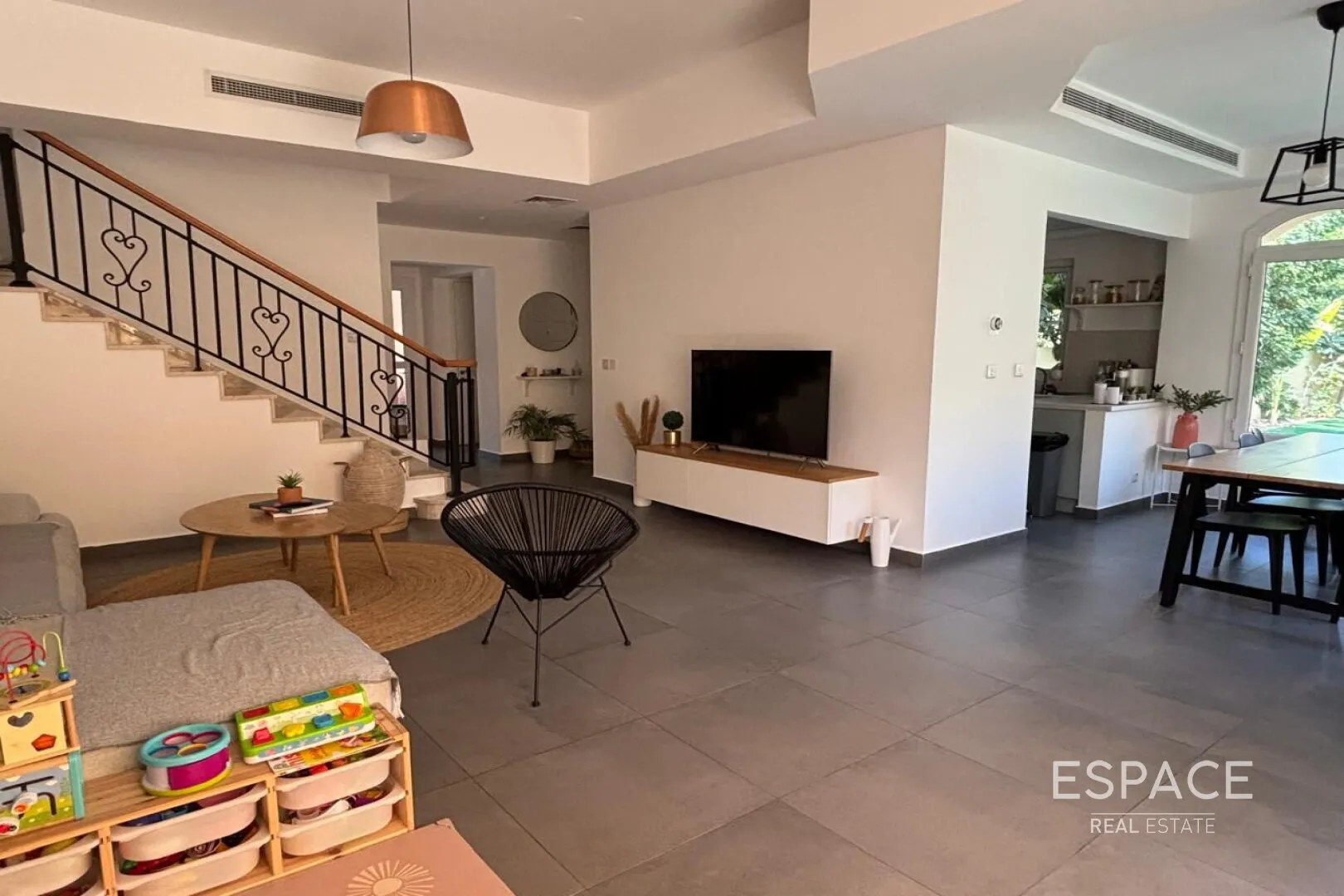 single static gallery