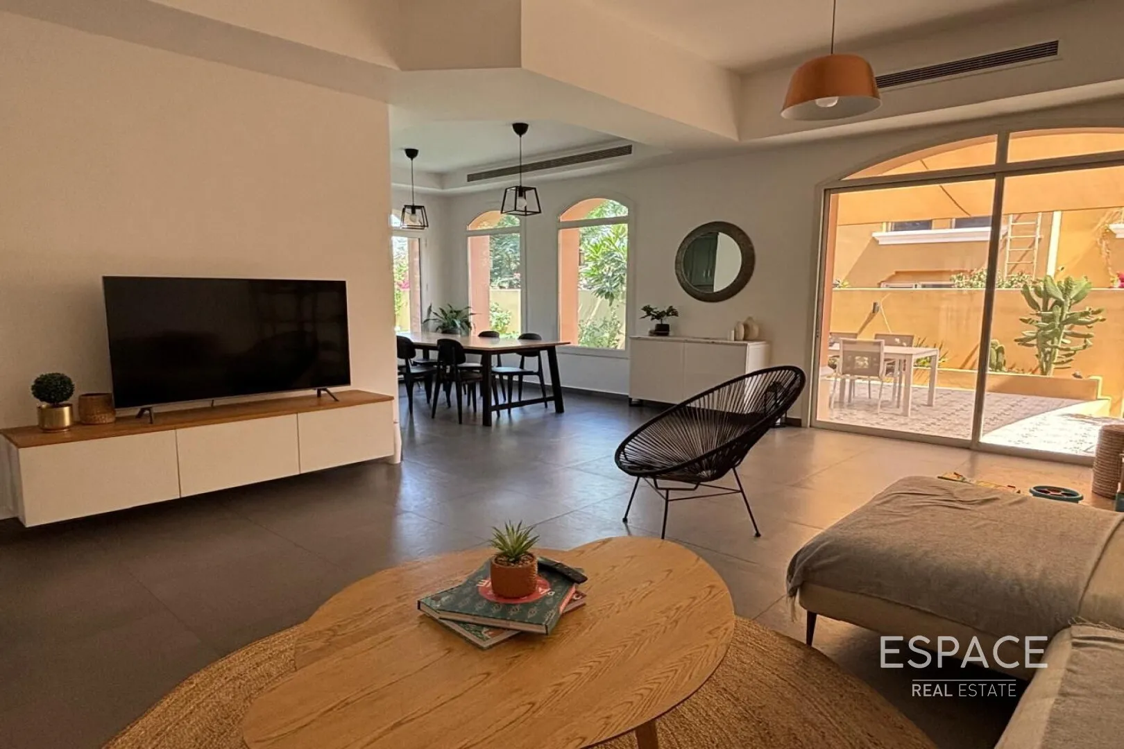 single static gallery