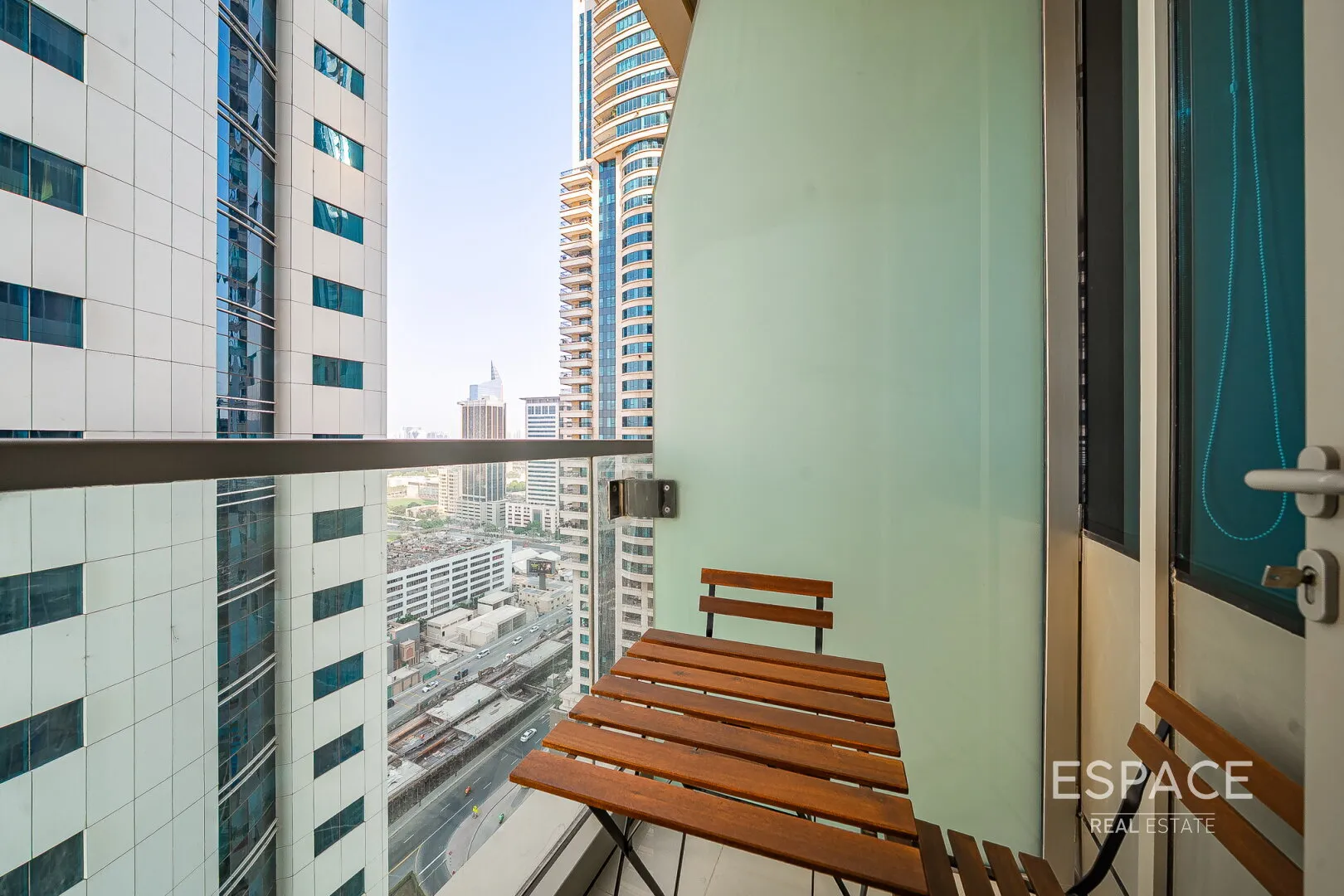 PropertiesGalleryCamera