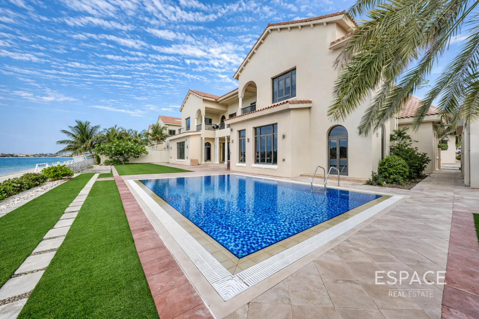 PropertiesGalleryCamera