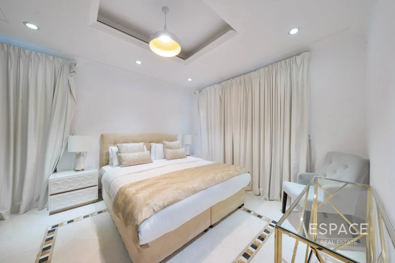 PropertiesGalleryCamera