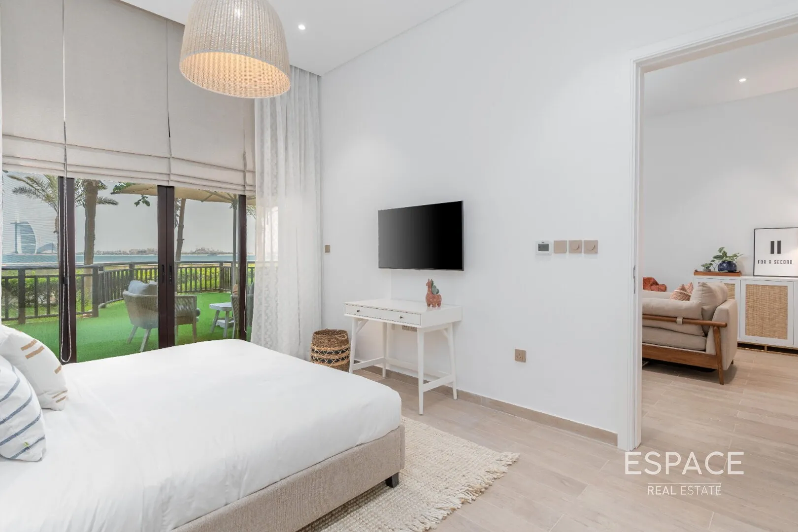 single static gallery