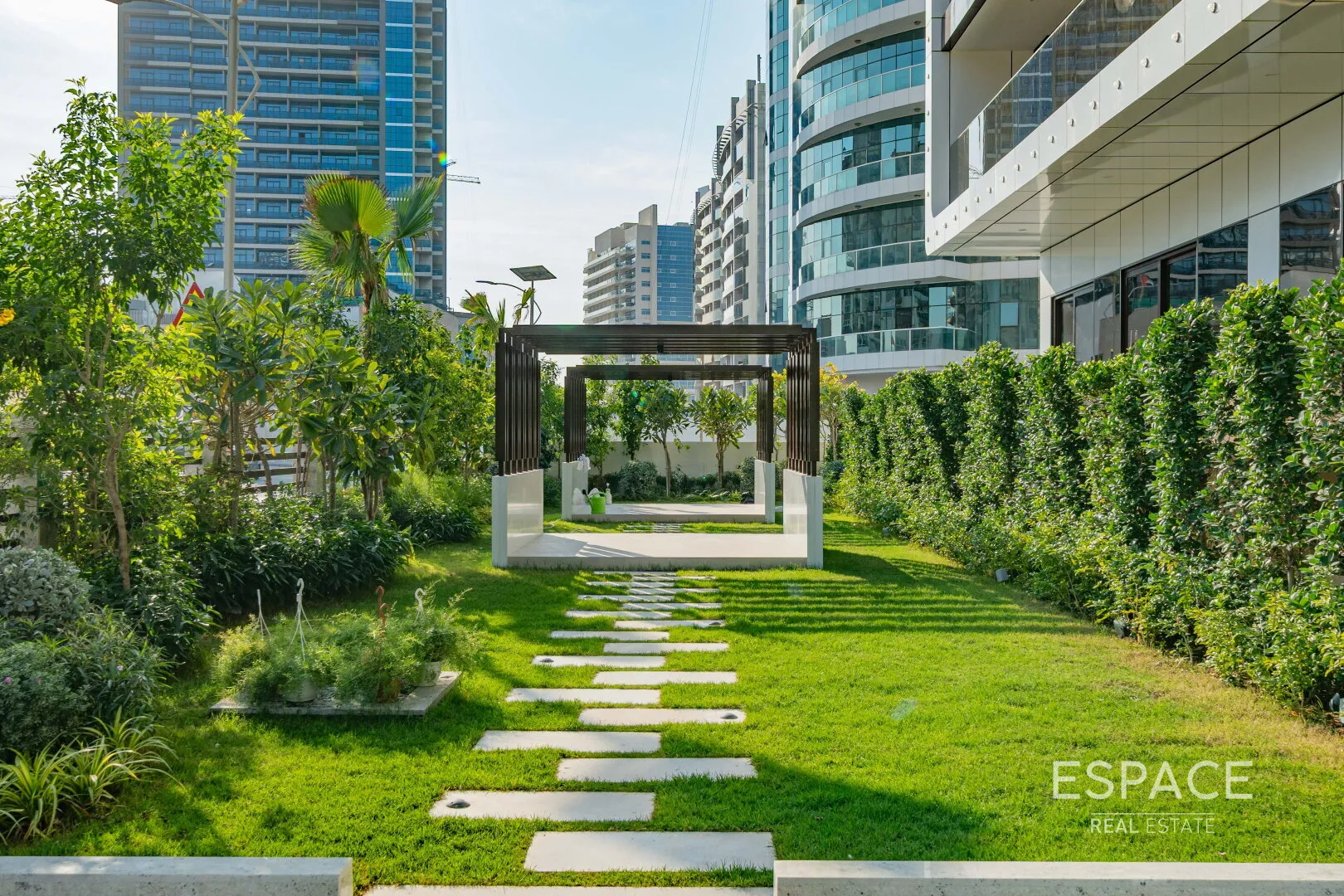 PropertiesGalleryCamera