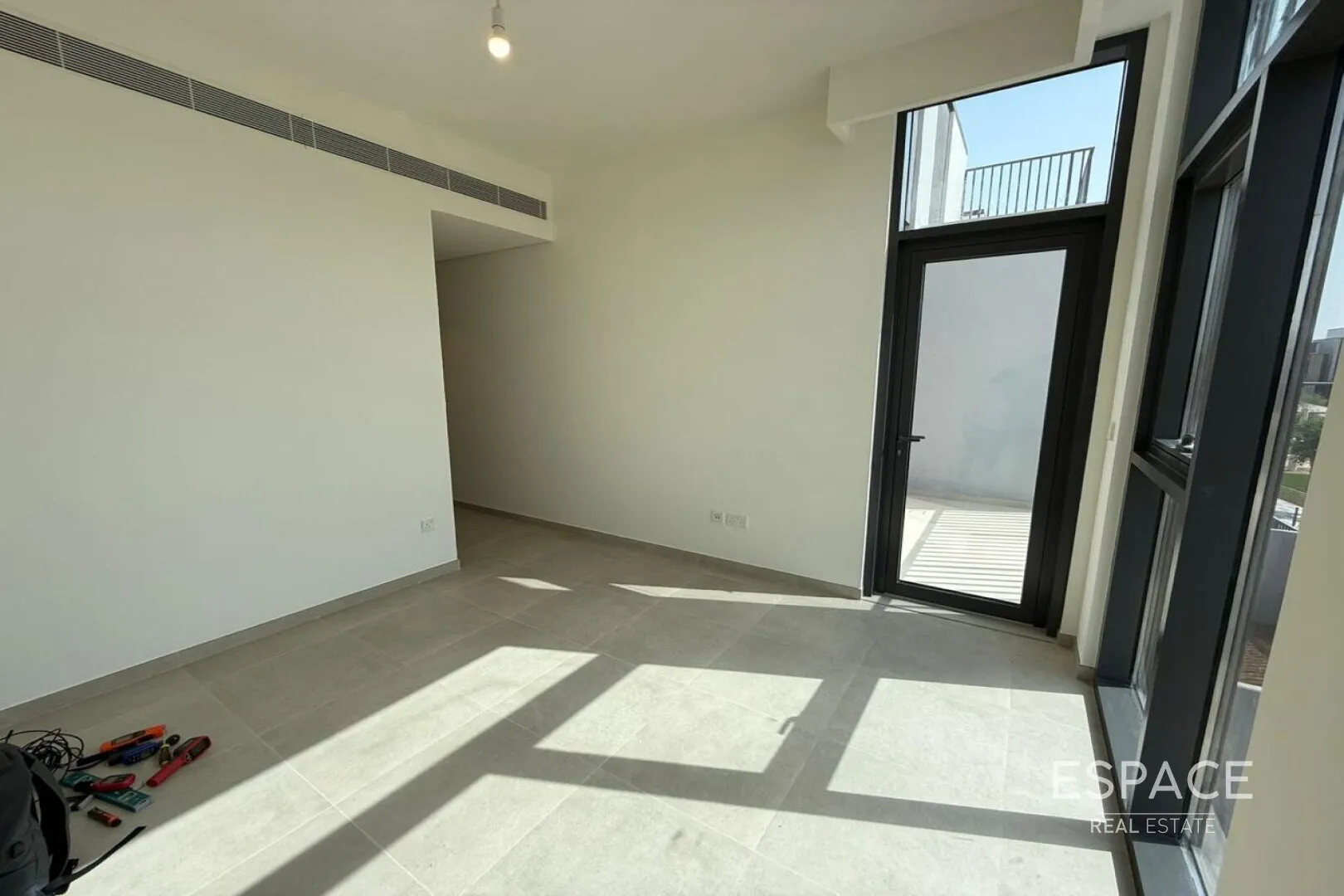 single static gallery