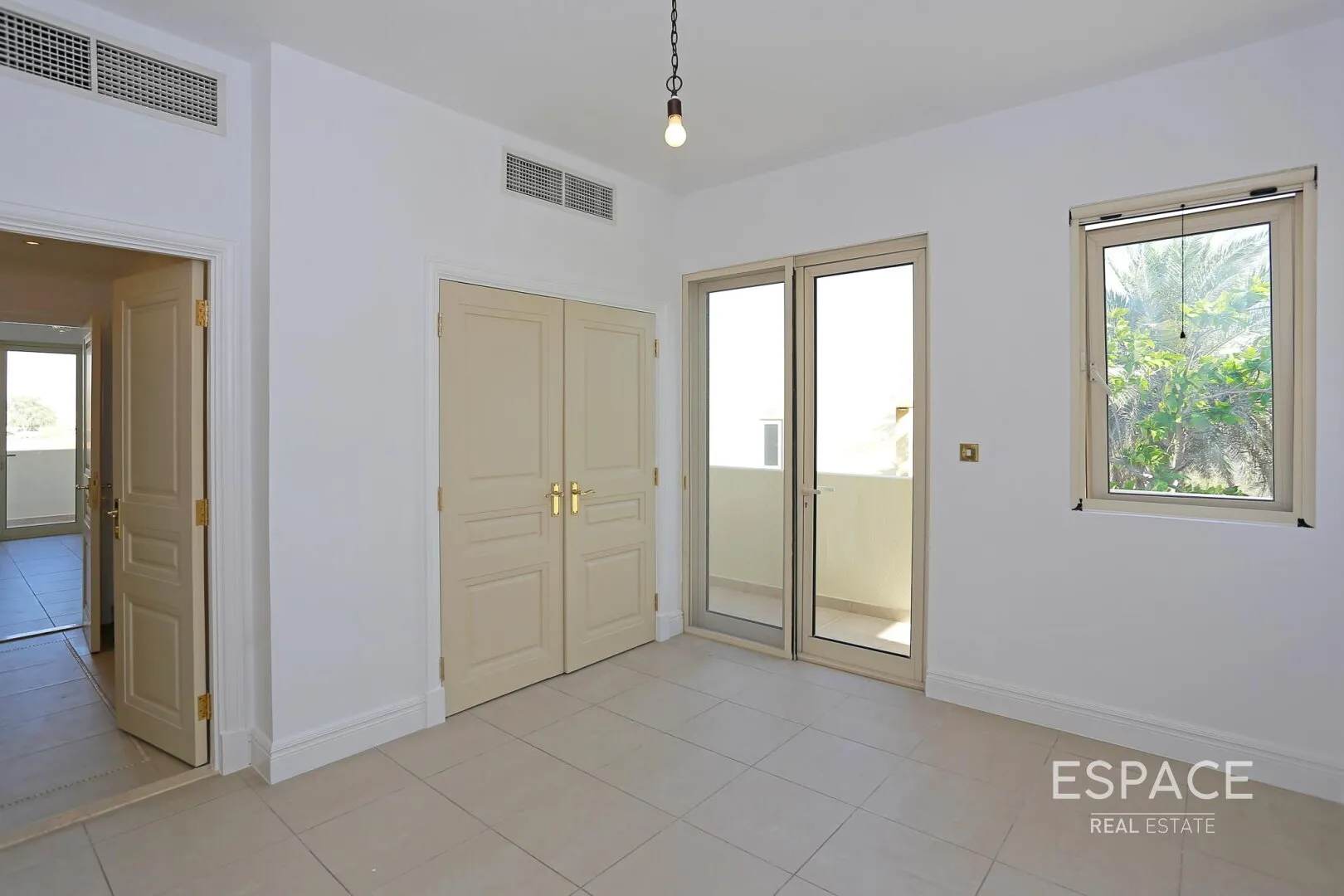 single static gallery