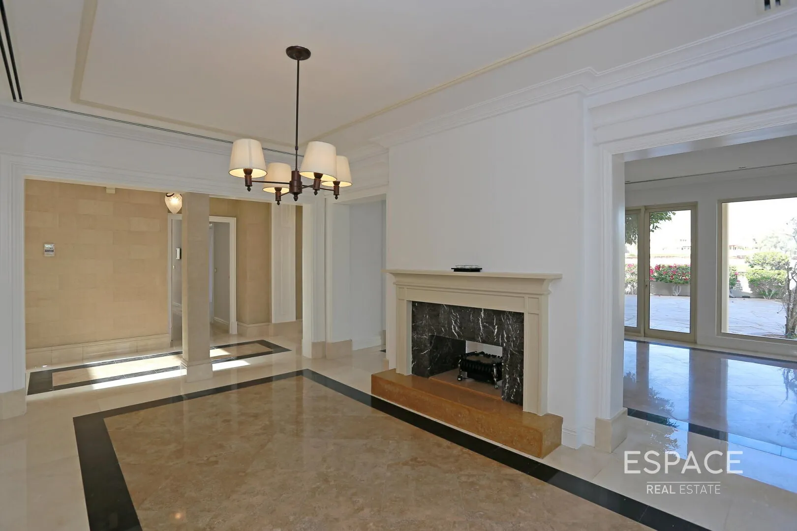 PropertiesGalleryCamera