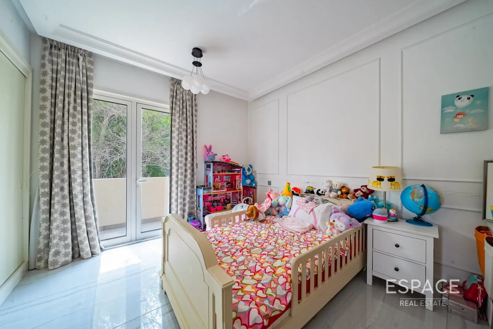 PropertiesGalleryCamera