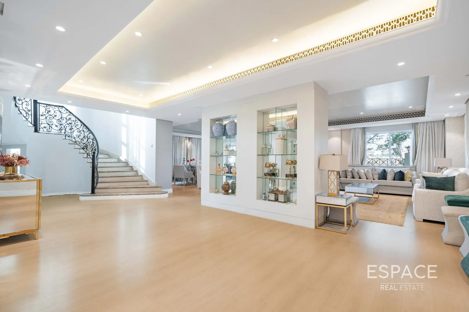 single static gallery