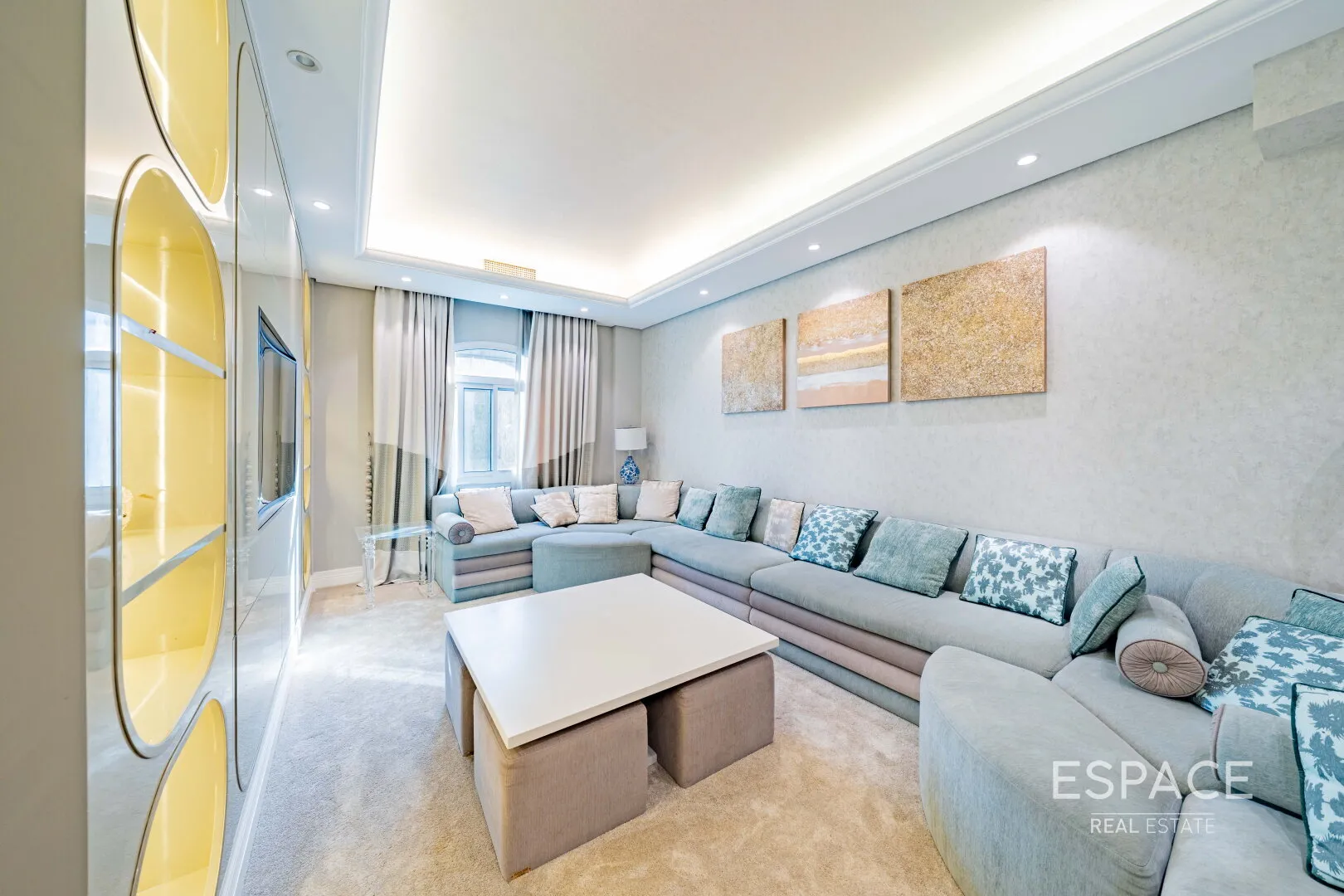 PropertiesGalleryCamera