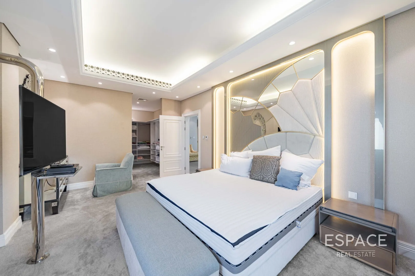 PropertiesGalleryCamera