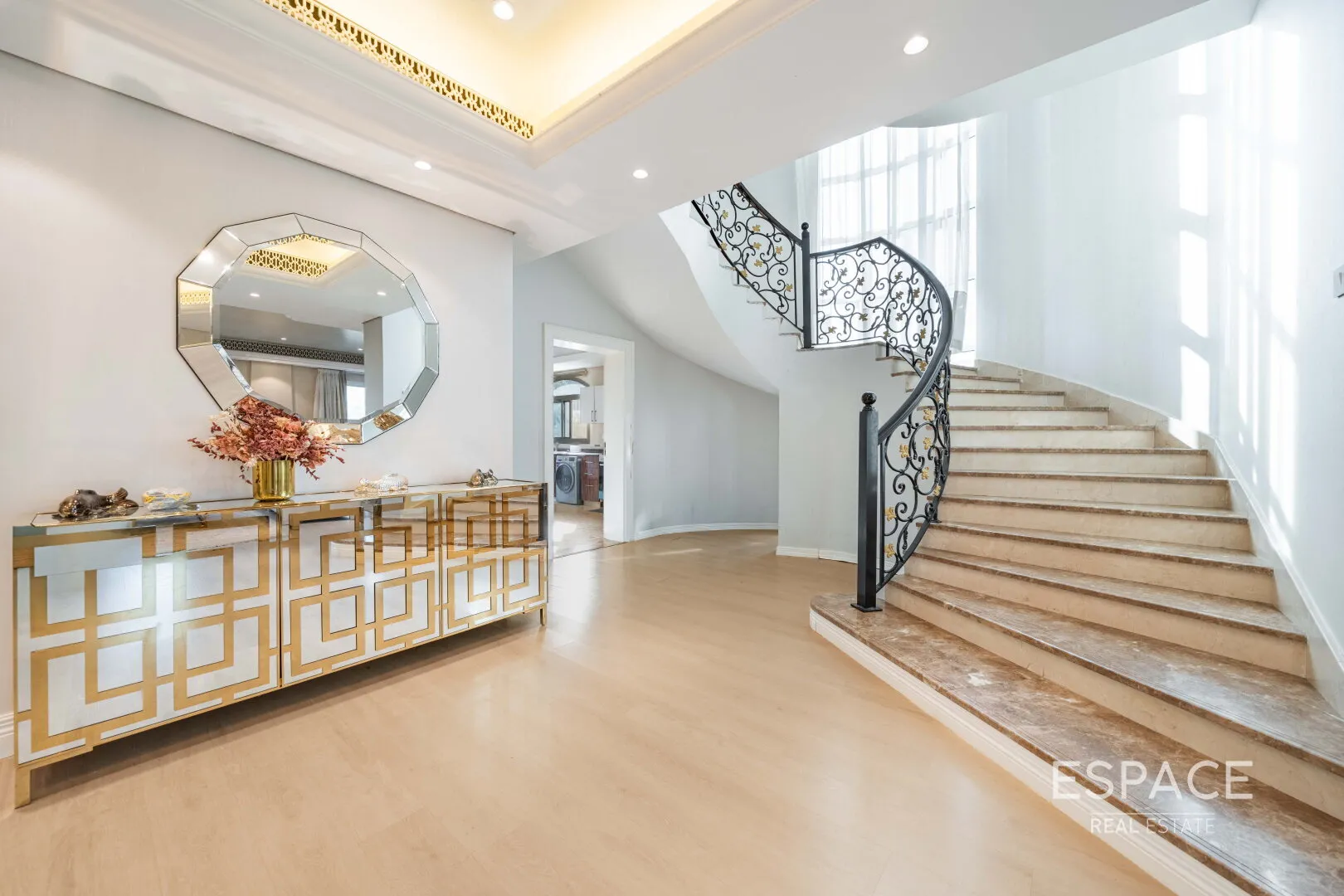 single static gallery