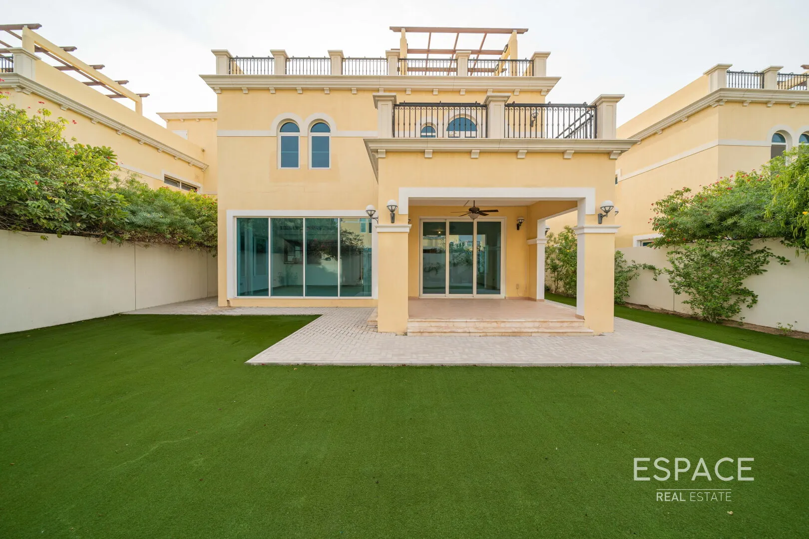 PropertiesGalleryCamera