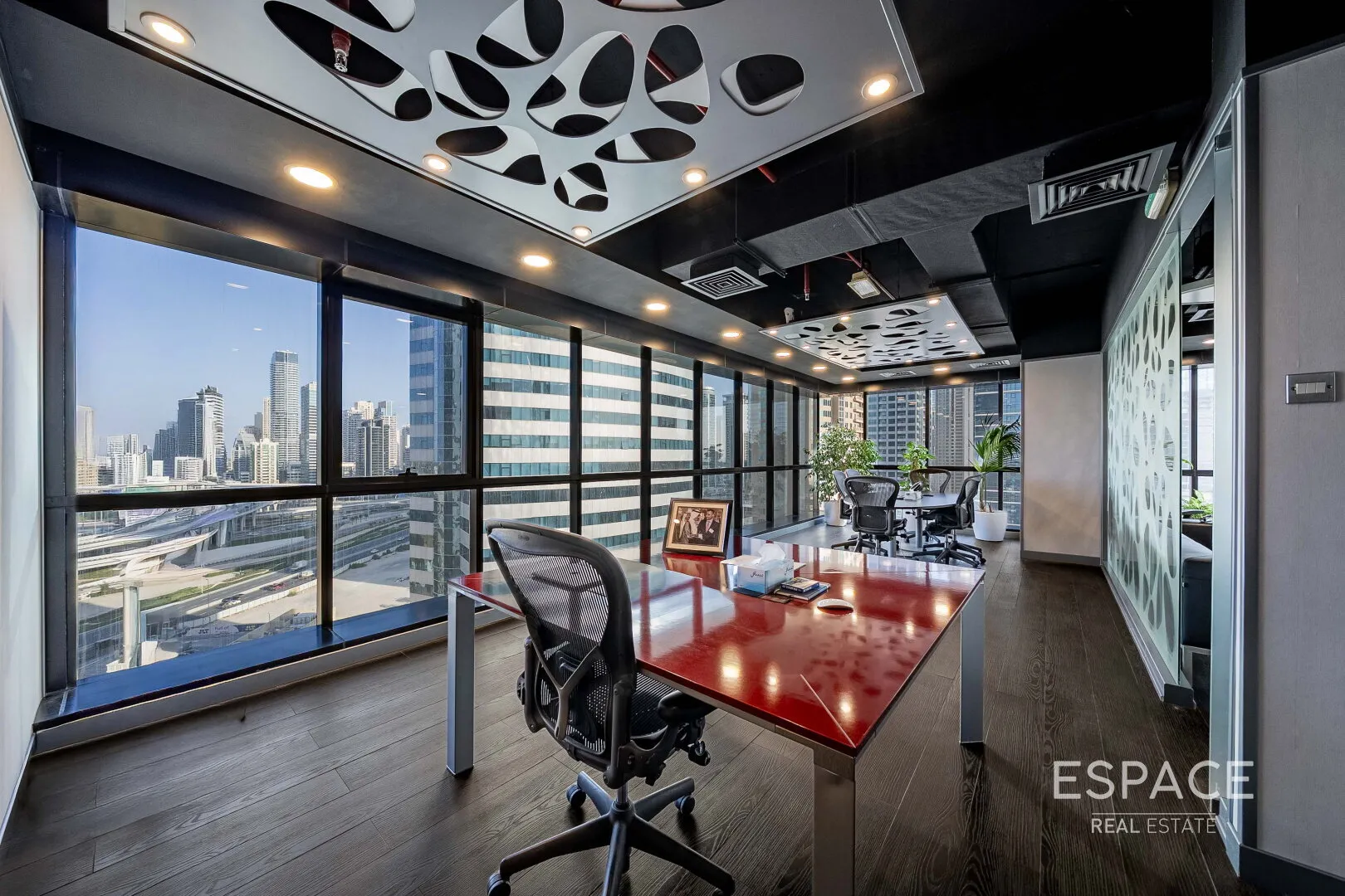 single static gallery