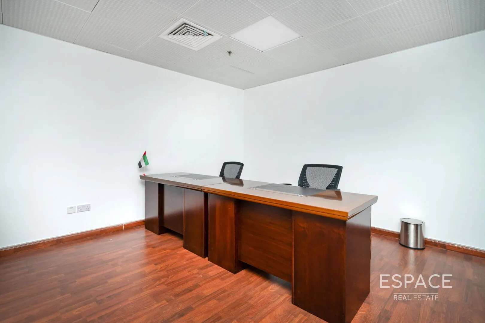 single static gallery