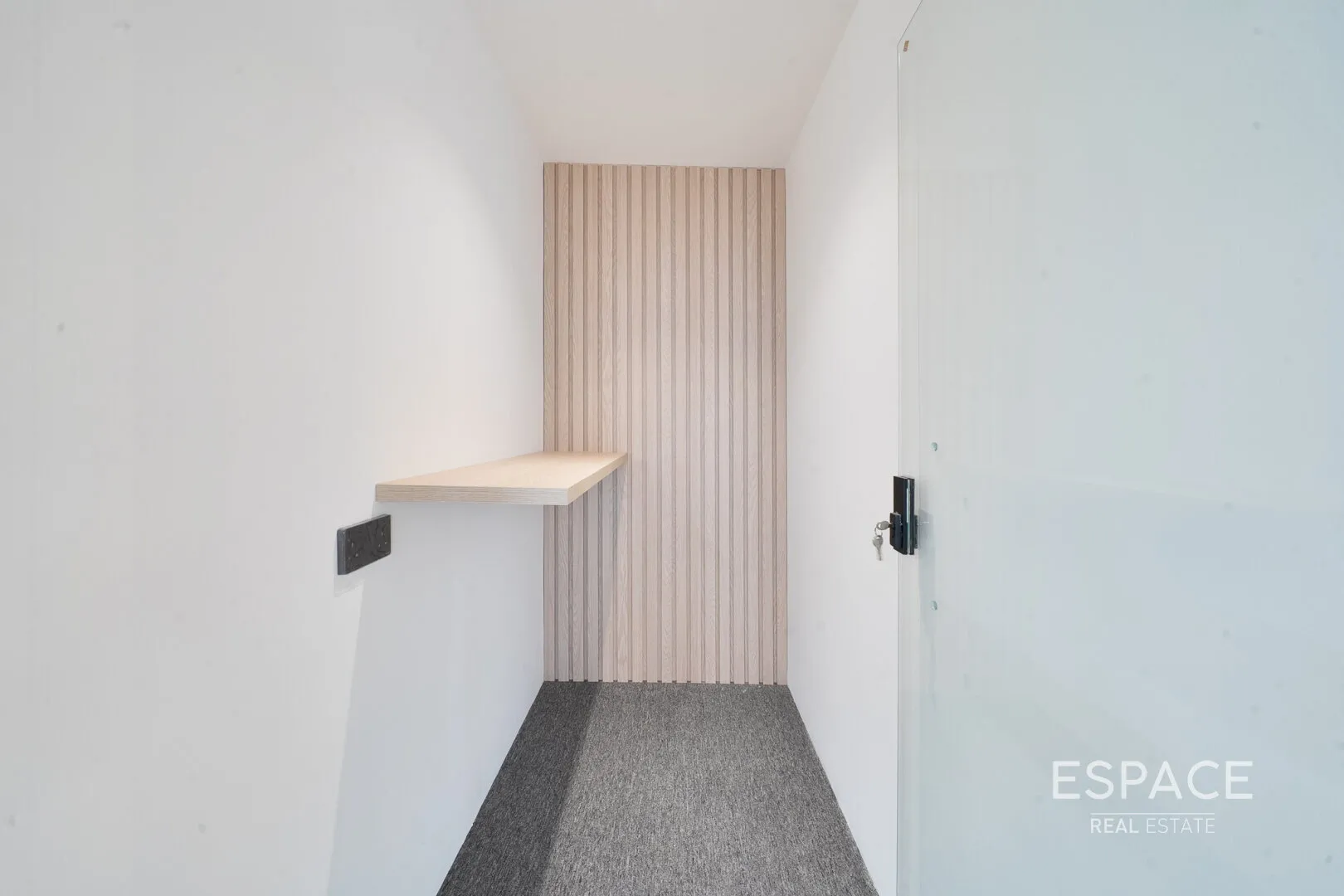 PropertiesGalleryCamera