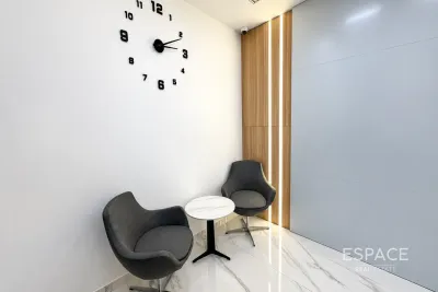 Silver Tower, Jumeirah Lake Towers, Dubai - Espace