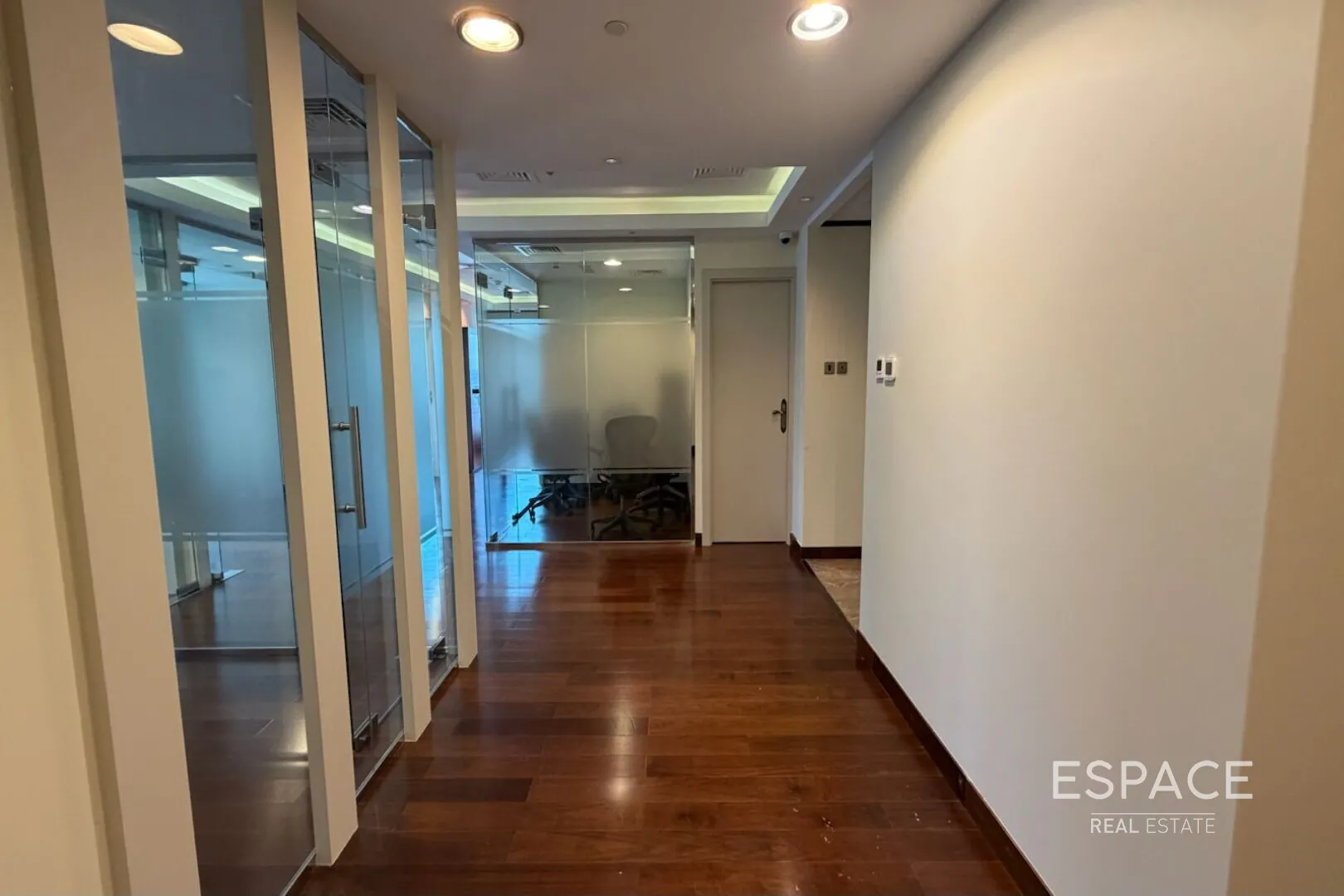 single static gallery